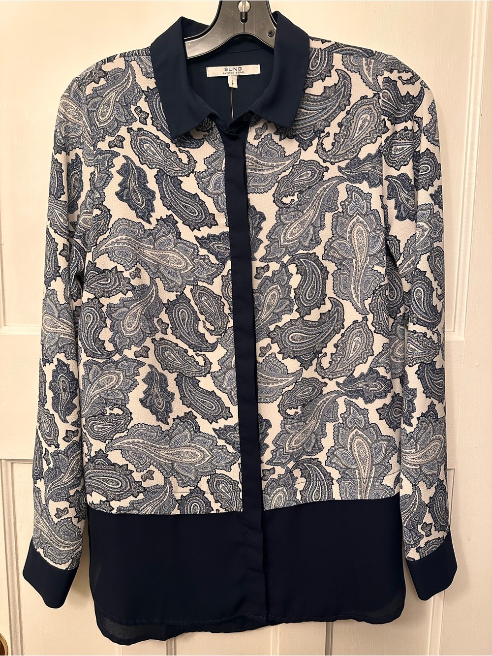 ⭐️ ALFRED SUNG Sm Navy Paisley Button-Down Shirt